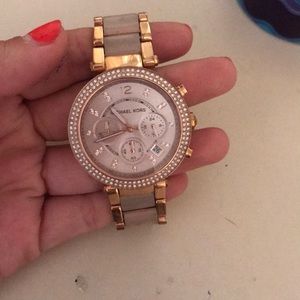 Michael Kors rose gold watch